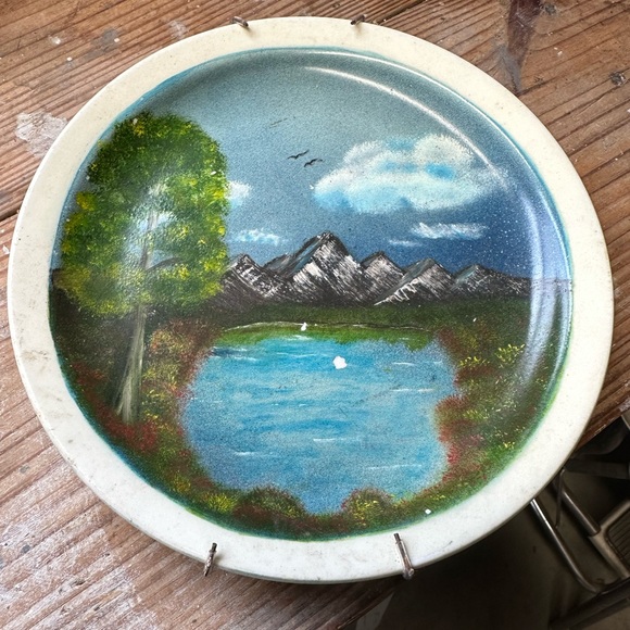 Vintage decorative mountain scene plate - Picture 2 of 5